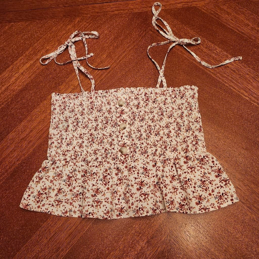 Women's Paper Crane White Red Floral Smocked Crop Top S A2